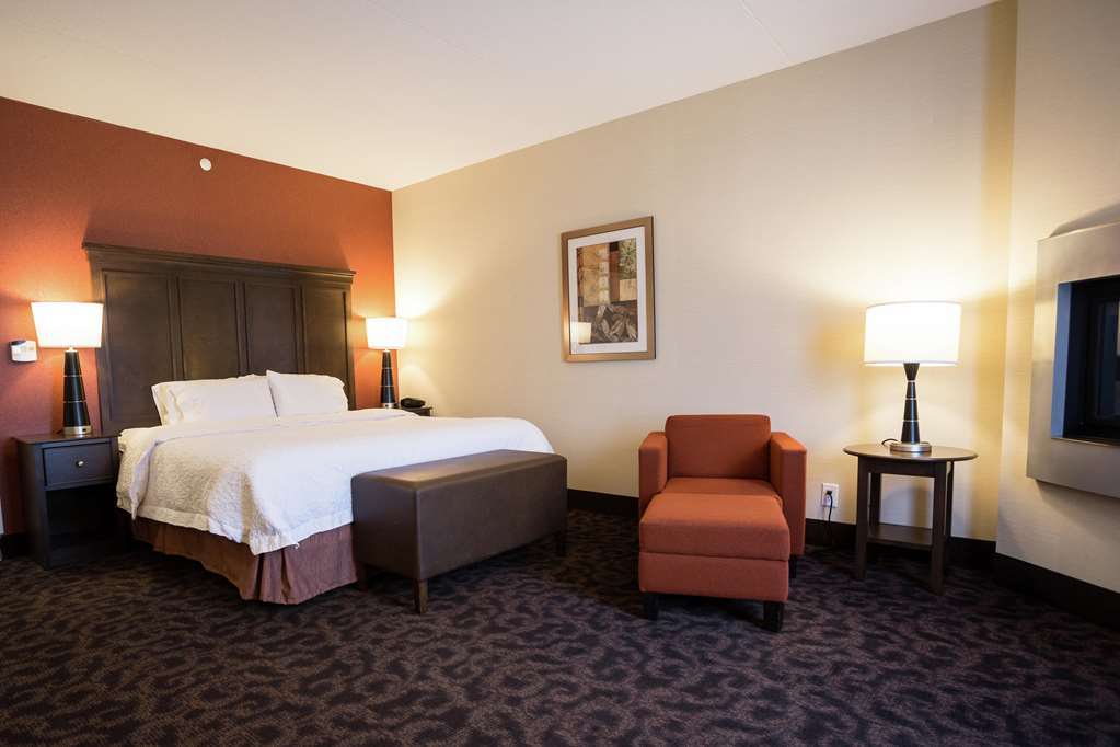 Hampton Inn By Hilton Elliot Lake Ontario Canada Room photo